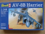 Thumbnail REVELL 04025 AV-8B HARRIER